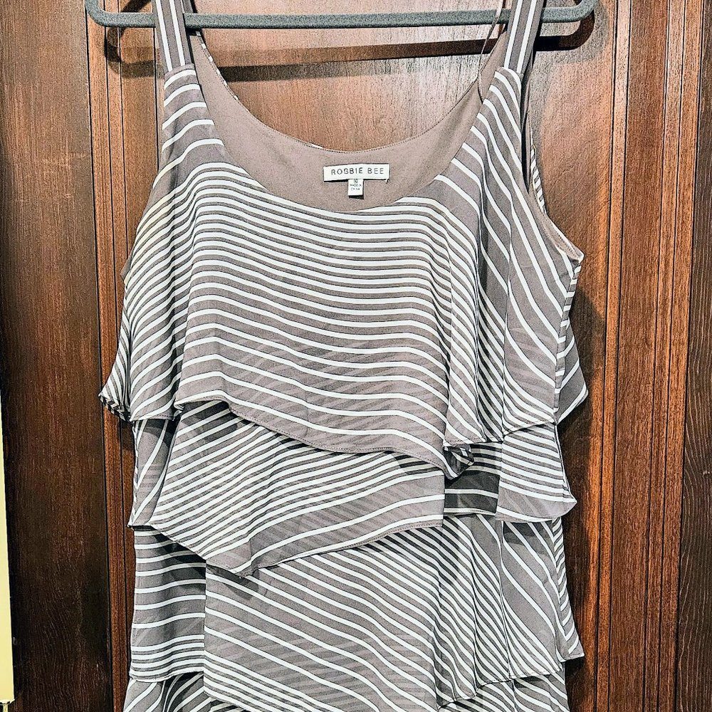 22. Robbie Bee Chiffon Sleeveless Tiered Layered Ruffles Fully Lined Dress Sz 16